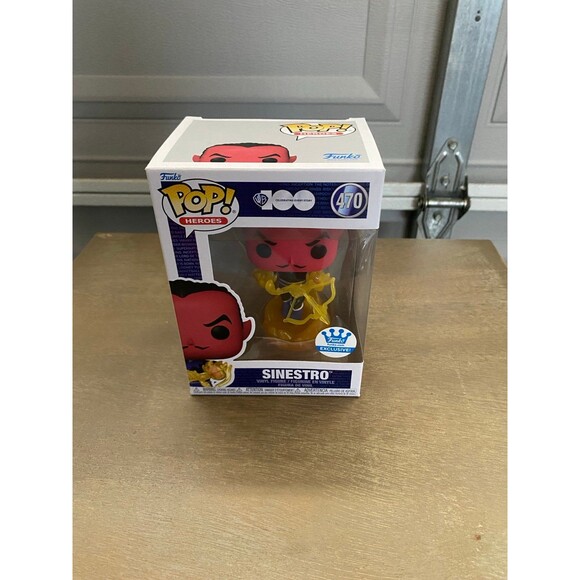 DC Green Lantern Sinestro #470 Funko Exclusive Pop - Picture 1 of 6